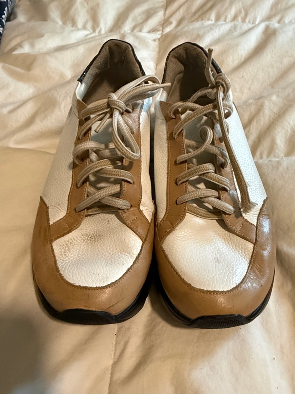 Licciana Casual White and Tan Leather Sneakers